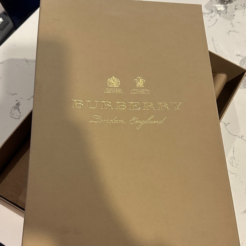 Burberry Tan Gift Box with Gold Logo